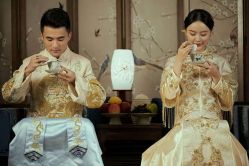 -雪中彩影婚纱摄影·微光艺术中心