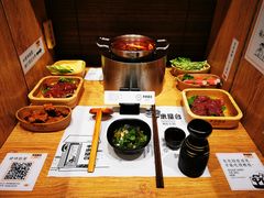 -独食火锅·半米屋台(望平街店)