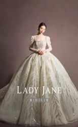 -Lady  Jane高端婚纱礼服馆