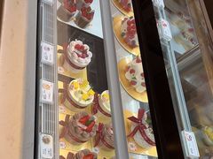 -花花卷卷·鲜食蛋糕(静安久光百货店)