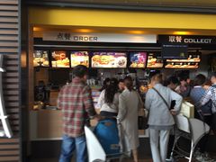 等位区-麦当劳(禄口机场T2航站楼)