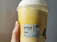 -喜茶(杭州滨江宝龙店)