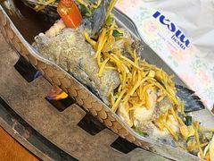 -两兄弟Song Pee Nong(2号店)