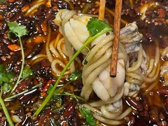 -鸿顺老铁锅美蛙鱼府(解放碑店)