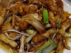 葱烧蹄筋-闫府私房菜·百年鲁菜(恒隆店)