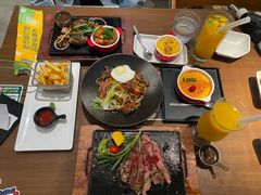 -豪客来牛排(空港华联店)
