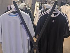 -adidas(滔搏朝阳大悦城店)