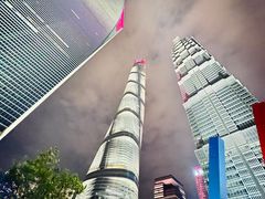 -陆家嘴空中步行连廊