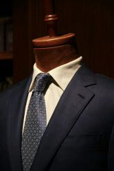 点击看大图 -优山定制西服衬衫大衣(国贸店)