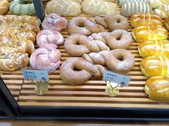 -焙丽拾光(麦凯乐直营店)