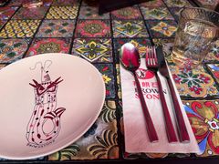 -BROWNSTONE布朗石西班牙餐厅(富城店)