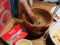-爱碗亭·鲜炒湖南菜(壹城中心店)
