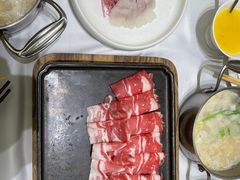 -红鼎豆捞·非遗鲍皇汤火锅(宝丰路店)