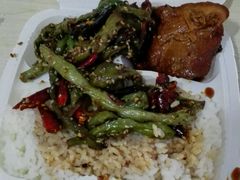 -咱家王新国把子肉(县东巷店)