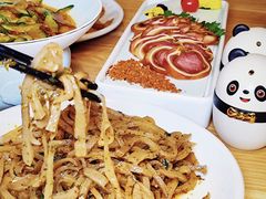 -嫩芽 ·地道重庆菜(十八梯露台夜景店)