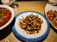 -渝信川菜 · 川味家常菜(长安店)