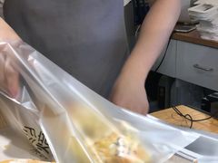 -焙丽拾光(麦凯乐直营店)