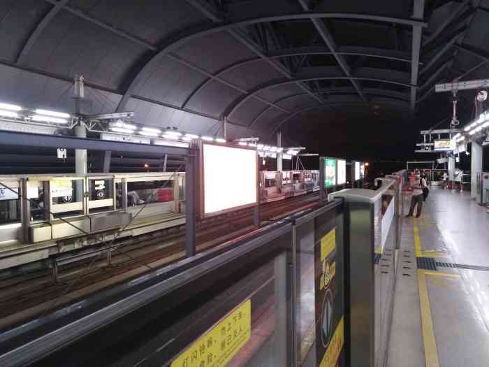 广州地铁4号线石基站图片