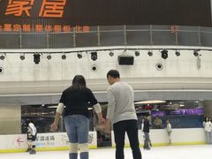 -冠军冰场CHAMPION RINK(环球银泰城店)