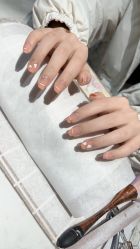 -UGIRL有个美甲