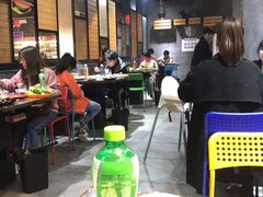 大堂-无饿不坐海鲜自助烤肉火锅餐厅(塘下镇亿嘉国际广场店)