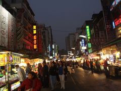 -六合夜市