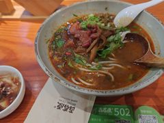 -百春原湖南牛肉粉(百联世纪店)