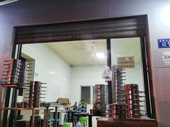 门面-薛记襄阳香辣牛肉面(平安路店)