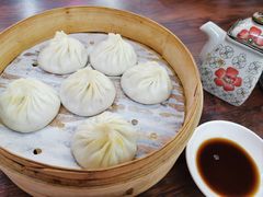 蟹黄小笼-朱新年·苏式汤团·面点(北寺塔店)
