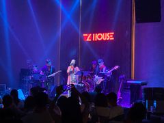 -TZ House音乐现场(来福士中心店)