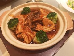 北菇支竹焖鹅掌煲-利苑酒家(华熙国际店)