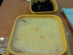 杨枝甘露和凉粉-满记甜品(王府井北京市百货大楼店)