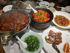 -万重锦·人文川菜馆(骡马市店)
