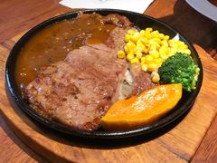 -玛格萝妮比萨屋(陆家浜路店)