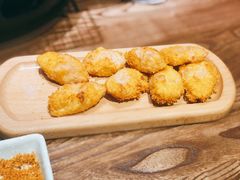 香脆金黄蕉-明洞阿姨·韩式酱蟹烤肉·创意料理(三元桥店)