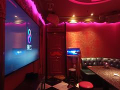 -UK派对KTV(日月广场店)
