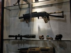 -枪馆1号实弹射击俱乐部