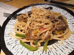 -旺角里·榴莲鸡煲(兴华商场分店)