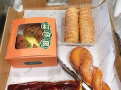 蒜你狠面包-罗森尼娜(德思勤店)