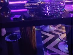 -温莎KTV(珠江路店)