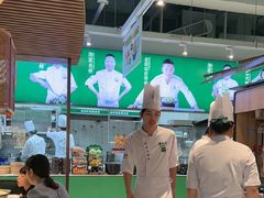 -费大厨辣椒炒肉(高铁吾悦广场店)