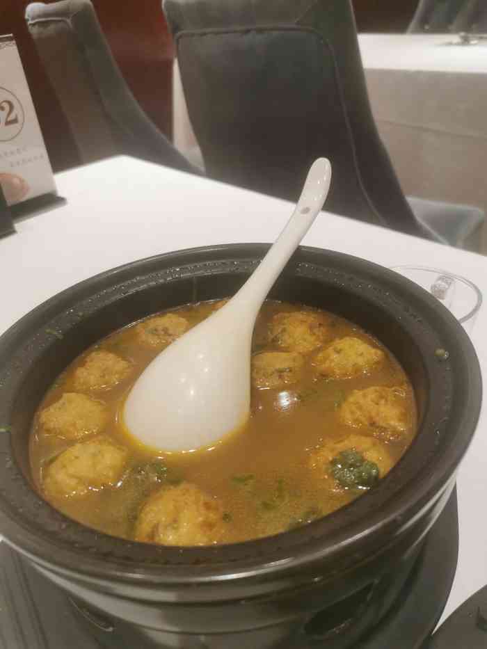 祥记金鲍堂(金鲍堂万寿路店)-"有谁吃饭吃一半被人带客人进来看房的?