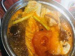 西红柿养颜鸭汤锅-龙聚德北京烤鸭(沙坪坝华宇A馆店)