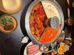 番茄鸳鸯锅-晓宇重庆火锅(西安荟聚店)