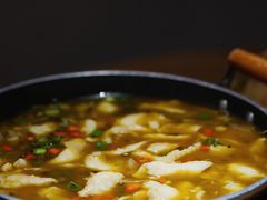 -有红鸡毛店·川菜(建设路店)