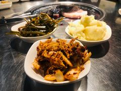 -韩聚屋韩国烤肉餐厅(新北万达店)