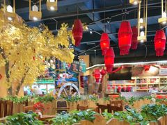 -老滇山寨•云南特色菜•地方菜•民族风情歌舞表演(金碧店)