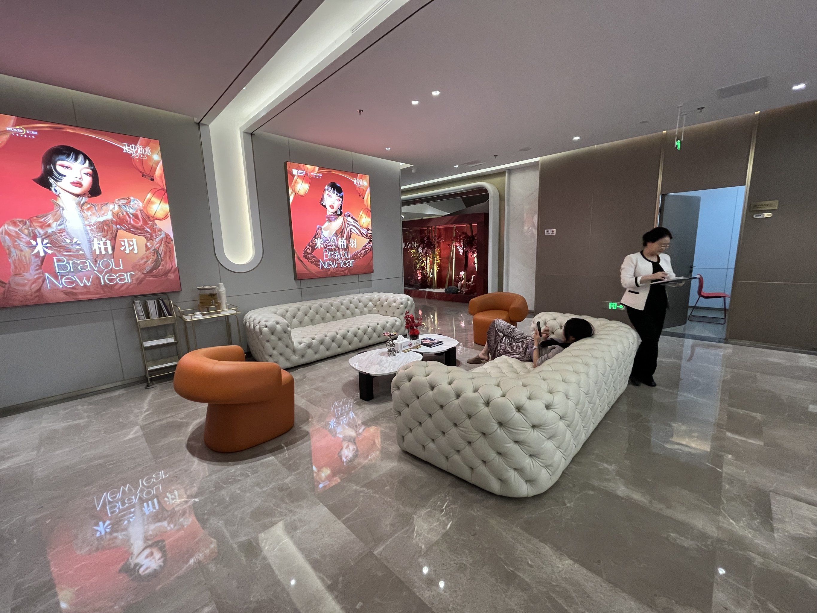 揭秘!在深圳米兰柏羽医院逆袭颜值之旅你也可以