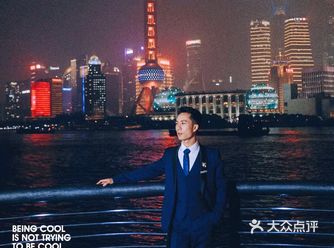 摄影师谷子,化妆师米娅,助理小杰 今天的拍摄总体来说