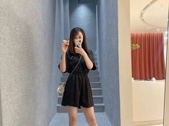 -HUG·拥抱咖啡(郑州宝龙广场店)